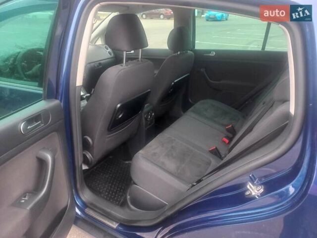 Синий Фольксваген Гольф Плюс, объемом двигателя 1.97 л и пробегом 180 тыс. км за 9500 $, фото 11 на Automoto.ua