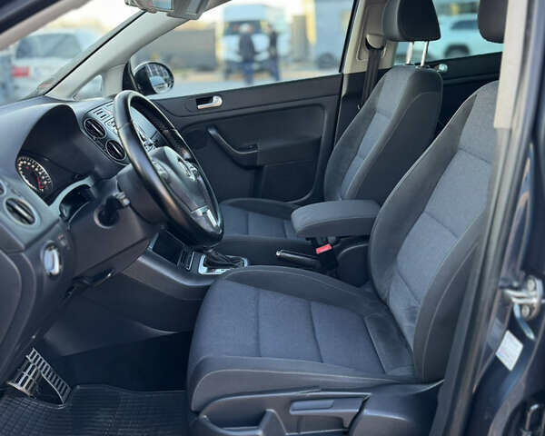 Синий Фольксваген Гольф Плюс, объемом двигателя 1.4 л и пробегом 201 тыс. км за 8800 $, фото 55 на Automoto.ua