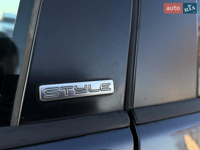 Синий Фольксваген Гольф Плюс, объемом двигателя 1.4 л и пробегом 201 тыс. км за 8800 $, фото 10 на Automoto.ua