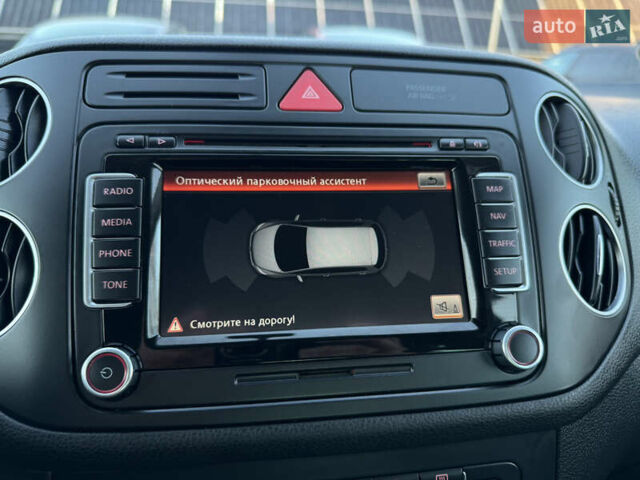 Синий Фольксваген Гольф Плюс, объемом двигателя 1.4 л и пробегом 201 тыс. км за 8800 $, фото 63 на Automoto.ua