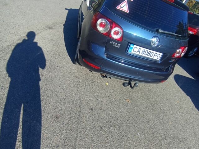 Синий Фольксваген Гольф Плюс, объемом двигателя 1.6 л и пробегом 237 тыс. км за 9200 $, фото 6 на Automoto.ua