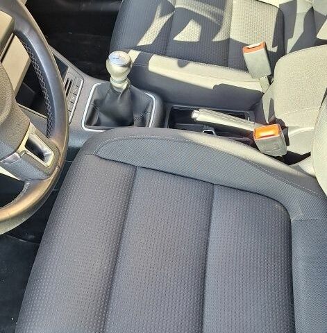 Синий Фольксваген Гольф Плюс, объемом двигателя 1.6 л и пробегом 283 тыс. км за 8000 $, фото 6 на Automoto.ua