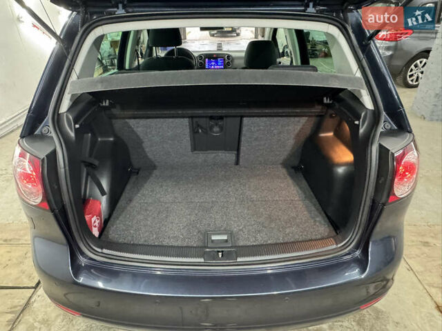 Синий Фольксваген Гольф Плюс, объемом двигателя 0 л и пробегом 246 тыс. км за 10999 $, фото 47 на Automoto.ua