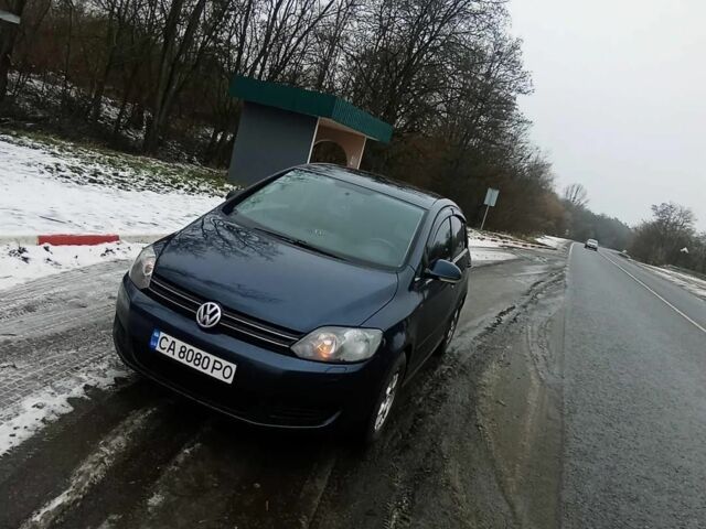 Синий Фольксваген Гольф Плюс, объемом двигателя 1.6 л и пробегом 237 тыс. км за 9200 $, фото 4 на Automoto.ua