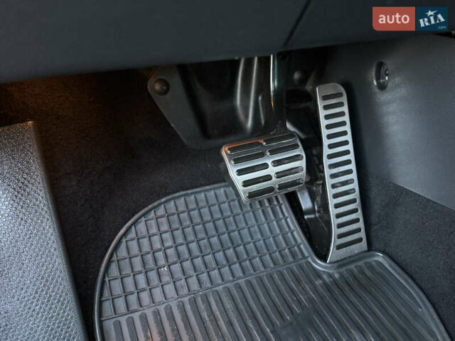 Синий Фольксваген Гольф Плюс, объемом двигателя 1.4 л и пробегом 201 тыс. км за 8800 $, фото 44 на Automoto.ua