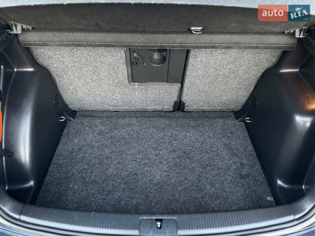 Синий Фольксваген Гольф Плюс, объемом двигателя 1.4 л и пробегом 201 тыс. км за 8800 $, фото 84 на Automoto.ua