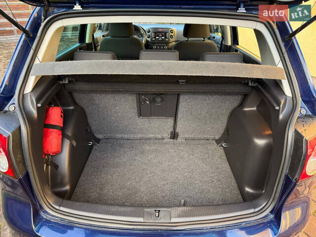 Синий Фольксваген Гольф Плюс, объемом двигателя 1.2 л и пробегом 160 тыс. км за 7300 $, фото 44 на Automoto.ua