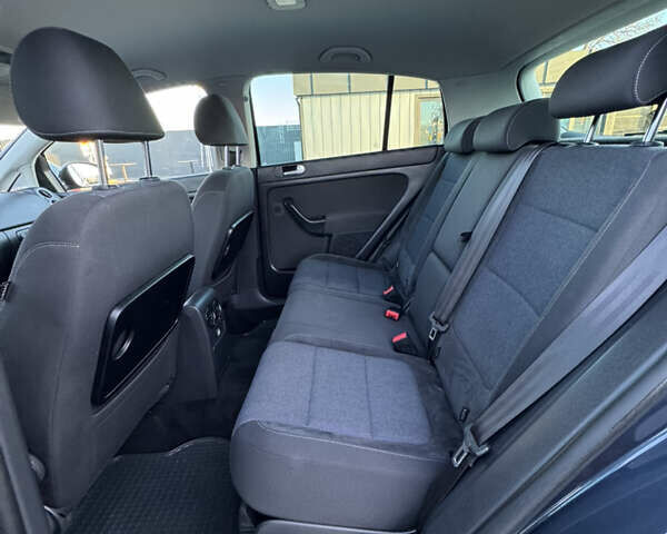 Синий Фольксваген Гольф Плюс, объемом двигателя 1.4 л и пробегом 201 тыс. км за 8800 $, фото 72 на Automoto.ua