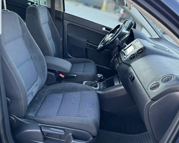 Синий Фольксваген Гольф Плюс, объемом двигателя 1.4 л и пробегом 201 тыс. км за 8800 $, фото 78 на Automoto.ua