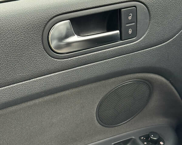 Синий Фольксваген Гольф Плюс, объемом двигателя 1.4 л и пробегом 156 тыс. км за 7800 $, фото 15 на Automoto.ua