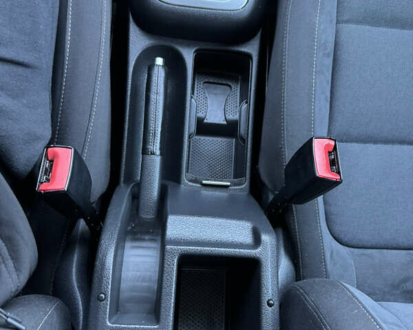 Синий Фольксваген Гольф Плюс, объемом двигателя 1.4 л и пробегом 201 тыс. км за 8800 $, фото 59 на Automoto.ua