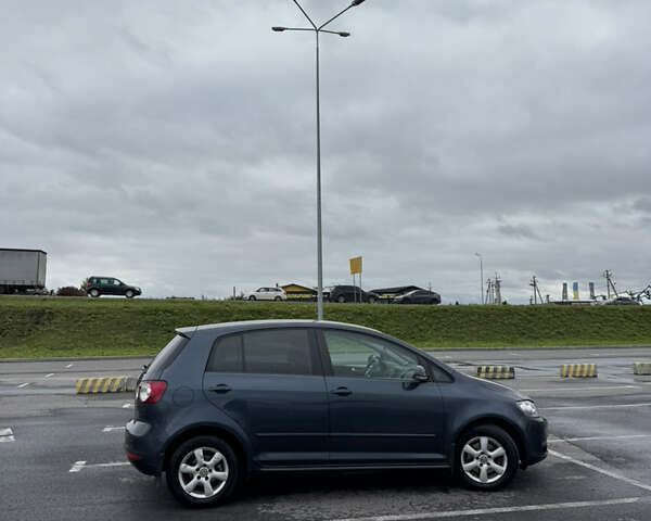 Синий Фольксваген Гольф Плюс, объемом двигателя 1.4 л и пробегом 156 тыс. км за 7800 $, фото 2 на Automoto.ua