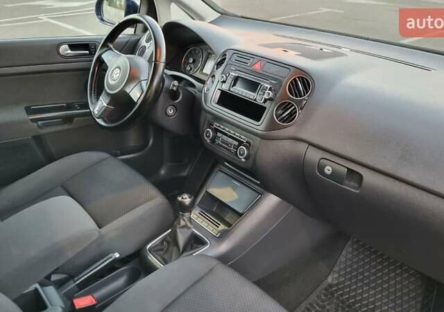 Синій Фольксваген Golf Plus, об'ємом двигуна 1.39 л та пробігом 204 тис. км за 7450 $, фото 33 на Automoto.ua