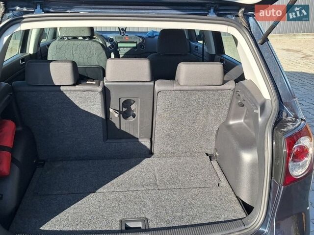 Синий Фольксваген Гольф Плюс, объемом двигателя 1.6 л и пробегом 283 тыс. км за 8000 $, фото 5 на Automoto.ua