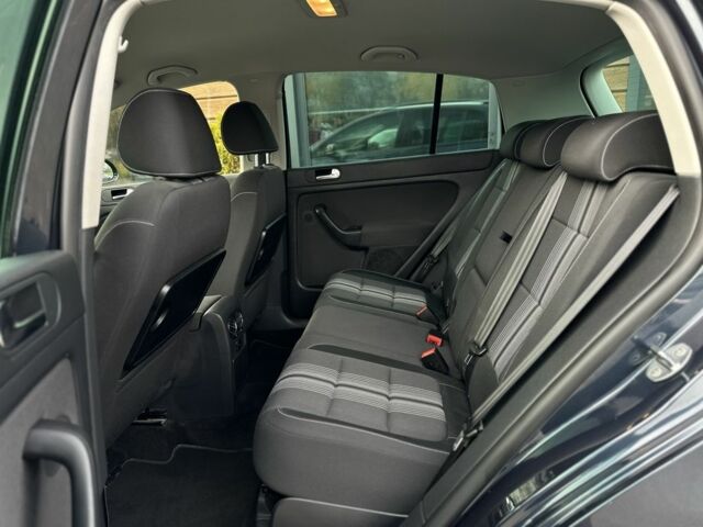 Синий Фольксваген Гольф Плюс, объемом двигателя 1.6 л и пробегом 270 тыс. км за 9199 $, фото 23 на Automoto.ua