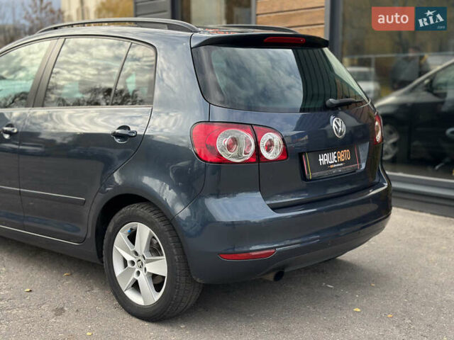 Синий Фольксваген Гольф Плюс, объемом двигателя 1.6 л и пробегом 270 тыс. км за 9199 $, фото 12 на Automoto.ua
