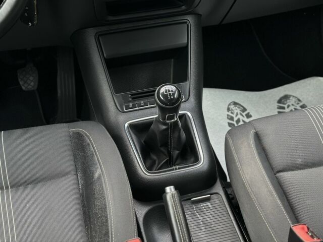 Синий Фольксваген Гольф Плюс, объемом двигателя 1.6 л и пробегом 270 тыс. км за 9199 $, фото 21 на Automoto.ua