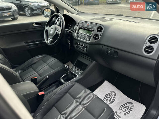 Синий Фольксваген Гольф Плюс, объемом двигателя 1.6 л и пробегом 270 тыс. км за 9199 $, фото 27 на Automoto.ua