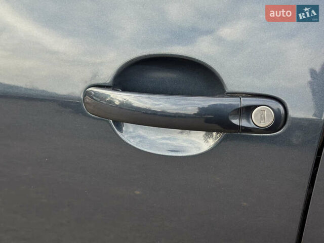 Синий Фольксваген Гольф Плюс, объемом двигателя 1.6 л и пробегом 270 тыс. км за 9199 $, фото 18 на Automoto.ua