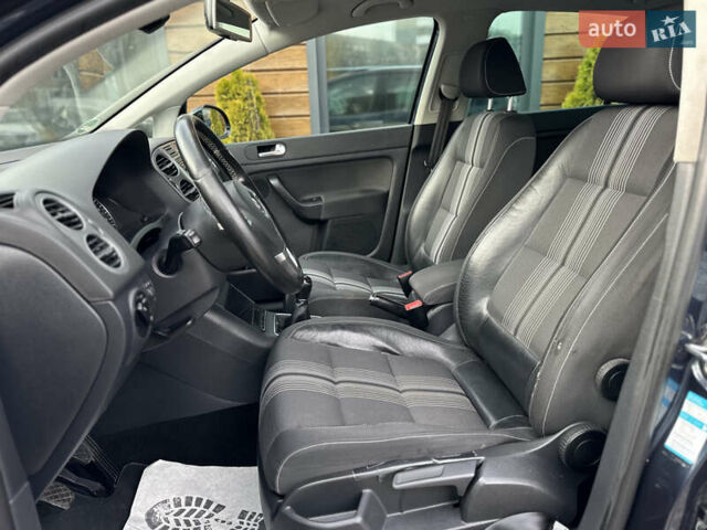 Синий Фольксваген Гольф Плюс, объемом двигателя 1.6 л и пробегом 270 тыс. км за 9199 $, фото 23 на Automoto.ua