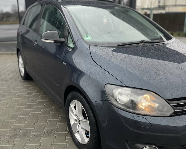 Синий Фольксваген Гольф Плюс, объемом двигателя 1.6 л и пробегом 270 тыс. км за 8799 $, фото 1 на Automoto.ua