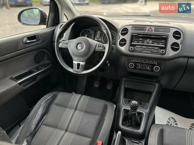Синий Фольксваген Гольф Плюс, объемом двигателя 1.6 л и пробегом 270 тыс. км за 9199 $, фото 29 на Automoto.ua