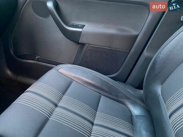 Синий Фольксваген Гольф Плюс, объемом двигателя 1.4 л и пробегом 176 тыс. км за 9600 $, фото 30 на Automoto.ua