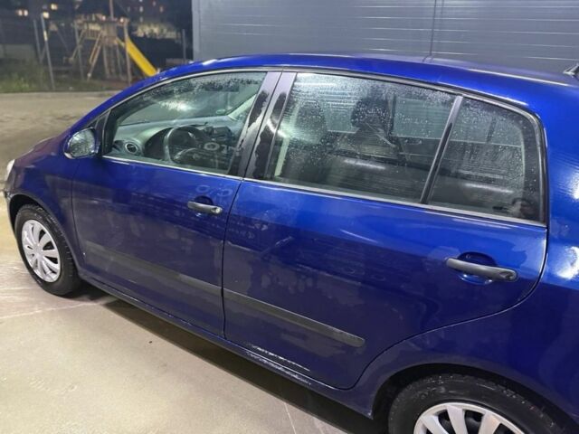 Синий Фольксваген Гольф Плюс, объемом двигателя 1.9 л и пробегом 300 тыс. км за 2950 $, фото 9 на Automoto.ua