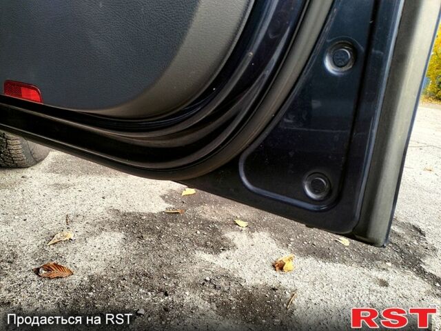 Синій Фольксваген Golf Plus, об'ємом двигуна 1.6 л та пробігом 250 тис. км за 7100 $, фото 5 на Automoto.ua