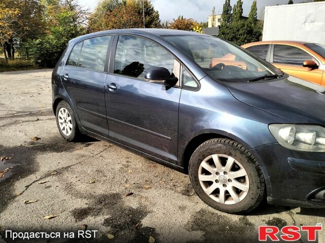 Синій Фольксваген Golf Plus, об'ємом двигуна 1.6 л та пробігом 250 тис. км за 7100 $, фото 1 на Automoto.ua