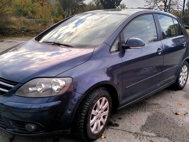 Синій Фольксваген Golf Plus, об'ємом двигуна 1.6 л та пробігом 250 тис. км за 7100 $, фото 4 на Automoto.ua