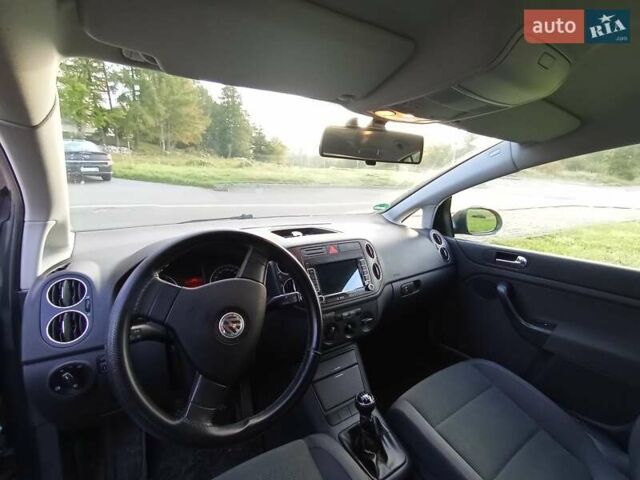 Фольксваген Гольф Плюс 2005 в Трускавце на Automoto.ua Зеленый Фольксваген Гольф Плюс, объемом двигателя 1.39 л и пробегом 199 тыс. км за 6000 $, фото 11 на Automoto.ua
