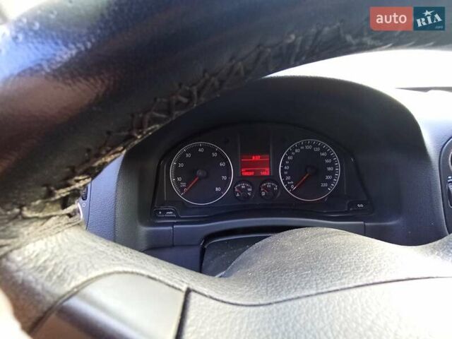 Фольксваген Гольф Плюс 2005 в Трускавце на Automoto.ua Зеленый Фольксваген Гольф Плюс, объемом двигателя 1.39 л и пробегом 199 тыс. км за 6000 $, фото 9 на Automoto.ua