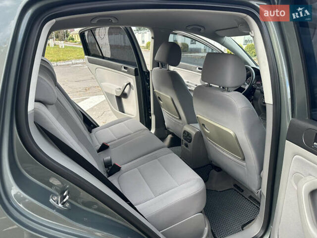 Фольксваген Гольф Плюс 2005 в Виннице на Automoto.ua Зеленый Фольксваген Гольф Плюс, объемом двигателя 1.6 л и пробегом 234 тыс. км за 6300 $, фото 41 на Automoto.ua