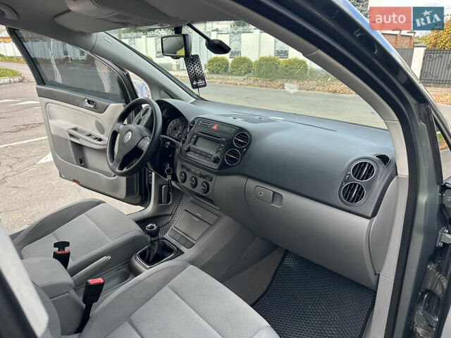 Фольксваген Гольф Плюс 2005 в Виннице на Automoto.ua Зеленый Фольксваген Гольф Плюс, объемом двигателя 1.6 л и пробегом 234 тыс. км за 6300 $, фото 48 на Automoto.ua