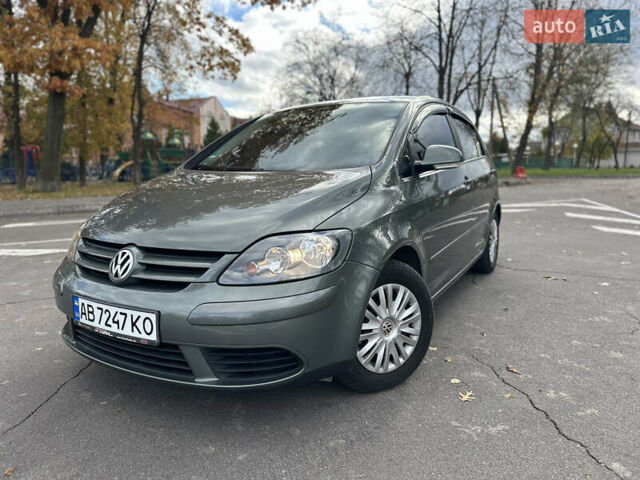 Фольксваген Гольф Плюс 2005 в Виннице на Automoto.ua Зеленый Фольксваген Гольф Плюс, объемом двигателя 1.6 л и пробегом 234 тыс. км за 6300 $, фото 4 на Automoto.ua