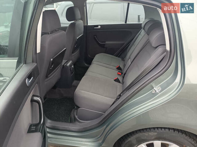 Зеленый Фольксваген Гольф Плюс, объемом двигателя 1.6 л и пробегом 212 тыс. км за 6399 $, фото 34 на Automoto.ua