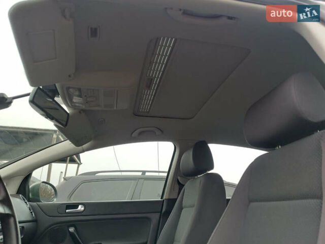 Зеленый Фольксваген Гольф Плюс, объемом двигателя 1.6 л и пробегом 212 тыс. км за 6399 $, фото 28 на Automoto.ua