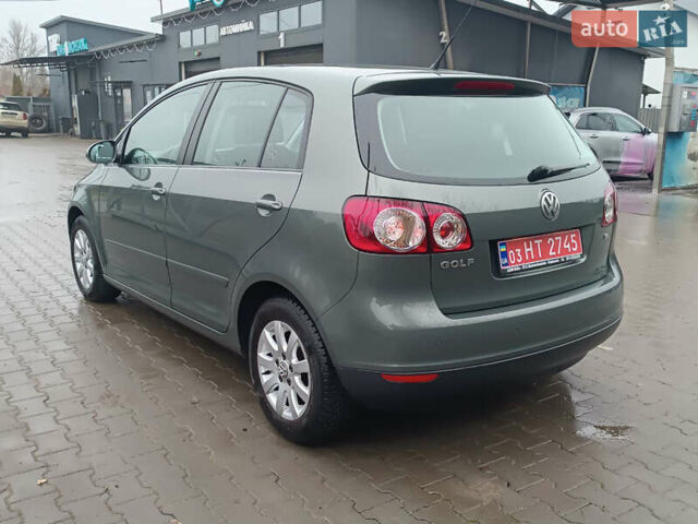 Зеленый Фольксваген Гольф Плюс, объемом двигателя 1.6 л и пробегом 212 тыс. км за 6399 $, фото 5 на Automoto.ua