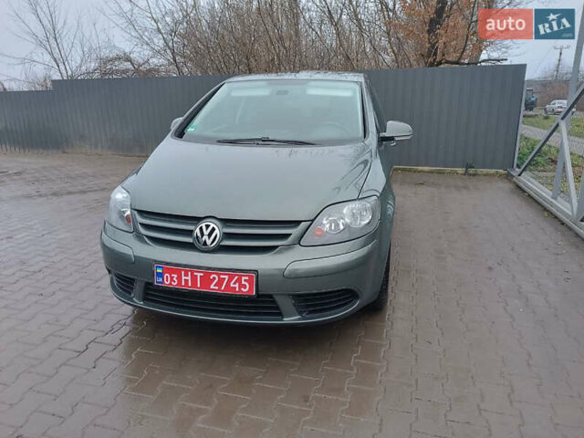 Зеленый Фольксваген Гольф Плюс, объемом двигателя 1.6 л и пробегом 212 тыс. км за 6399 $, фото 16 на Automoto.ua