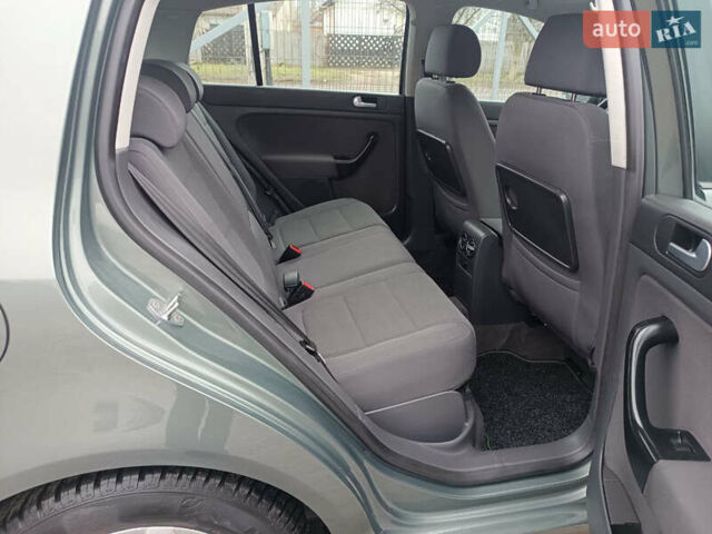 Зеленый Фольксваген Гольф Плюс, объемом двигателя 1.6 л и пробегом 212 тыс. км за 6399 $, фото 49 на Automoto.ua