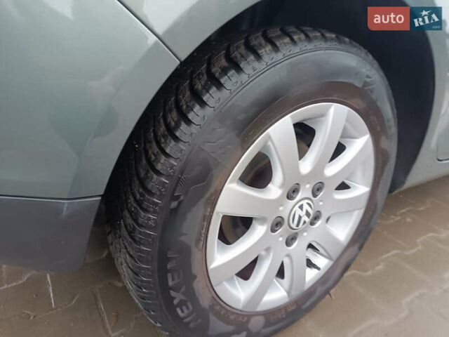 Зеленый Фольксваген Гольф Плюс, объемом двигателя 1.6 л и пробегом 212 тыс. км за 6399 $, фото 12 на Automoto.ua