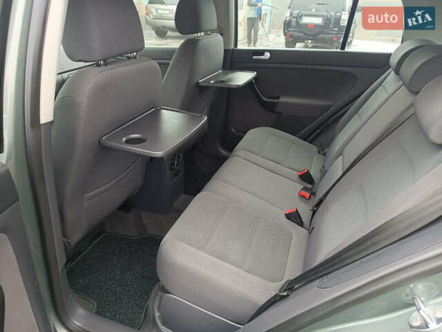 Зеленый Фольксваген Гольф Плюс, объемом двигателя 1.6 л и пробегом 212 тыс. км за 6399 $, фото 39 на Automoto.ua