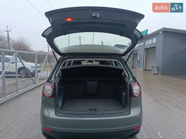 Зеленый Фольксваген Гольф Плюс, объемом двигателя 1.6 л и пробегом 212 тыс. км за 6399 $, фото 61 на Automoto.ua