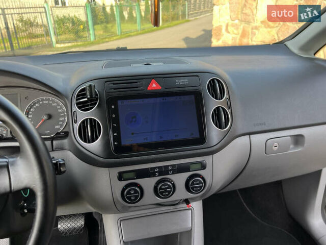 Фольксваген Гольф Плюс 2007 в Ровно на Automoto.ua Зеленый Фольксваген Гольф Плюс, объемом двигателя 1.6 л и пробегом 220 тыс. км за 7499 $, фото 29 на Automoto.ua