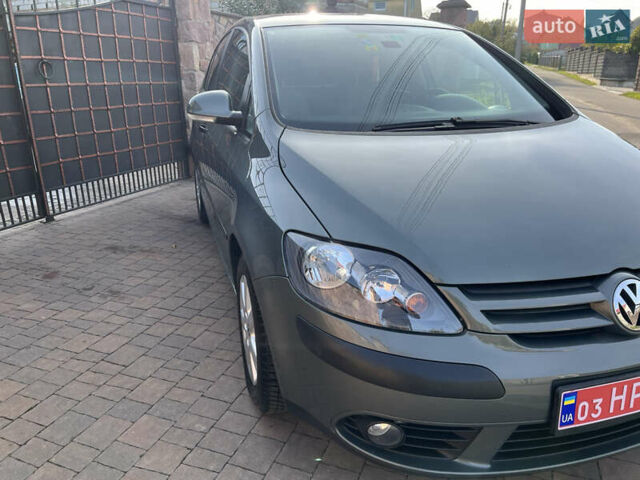 Фольксваген Гольф Плюс 2007 в Ровно на Automoto.ua Зеленый Фольксваген Гольф Плюс, объемом двигателя 1.6 л и пробегом 220 тыс. км за 7499 $, фото 7 на Automoto.ua