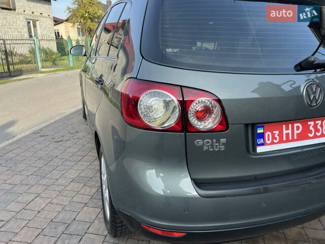 Фольксваген Гольф Плюс 2007 в Ровно на Automoto.ua Зеленый Фольксваген Гольф Плюс, объемом двигателя 1.6 л и пробегом 220 тыс. км за 7499 $, фото 20 на Automoto.ua