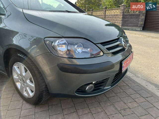 Фольксваген Гольф Плюс 2007 в Ровно на Automoto.ua Зеленый Фольксваген Гольф Плюс, объемом двигателя 1.6 л и пробегом 220 тыс. км за 7499 $, фото 2 на Automoto.ua