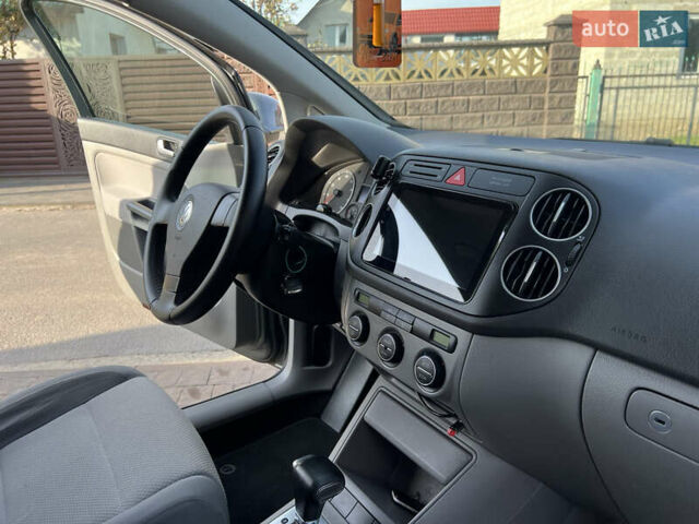 Фольксваген Гольф Плюс 2007 в Ровно на Automoto.ua Зеленый Фольксваген Гольф Плюс, объемом двигателя 1.6 л и пробегом 220 тыс. км за 7499 $, фото 42 на Automoto.ua