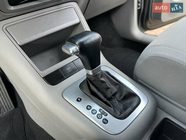 Фольксваген Гольф Плюс 2007 в Ровно на Automoto.ua Зеленый Фольксваген Гольф Плюс, объемом двигателя 1.6 л и пробегом 220 тыс. км за 7499 $, фото 28 на Automoto.ua